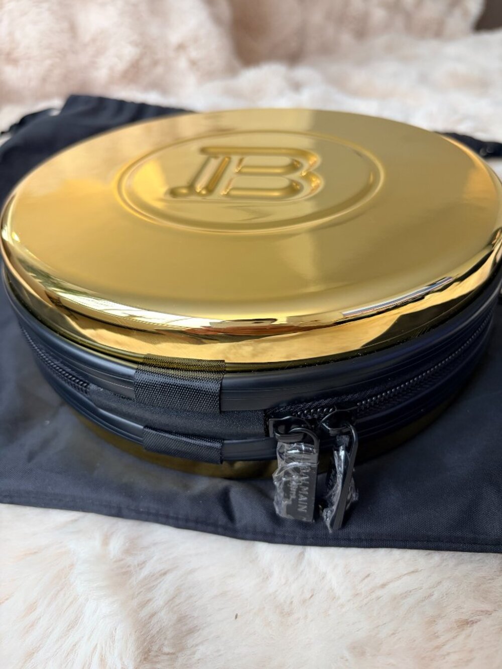 BALMAIN Gold Clutch or Cosmetic Bag *Brand New* - Picture 4 of 8